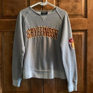 The Wizard World of Harry Potter "Gryffindor" Crew Neck Sweat Shirt - Size Small